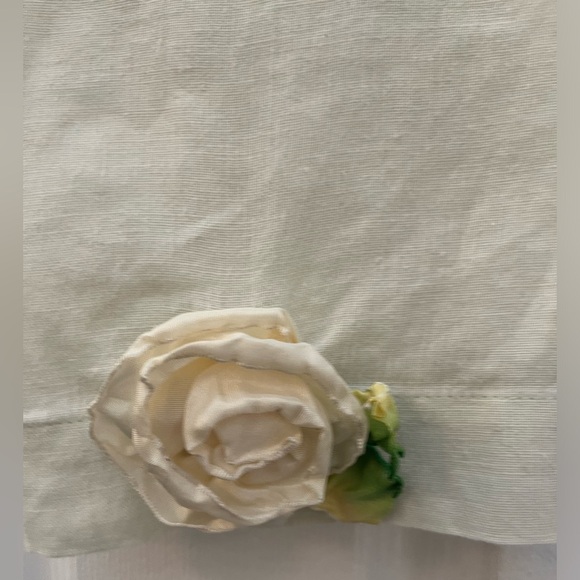 Light Green Hand Towel with Flower - Picture 2 of 5